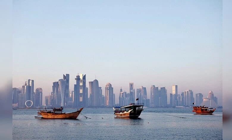 Qatar Sharply Halves Residency Exit Grace Period after Permit Cancellation