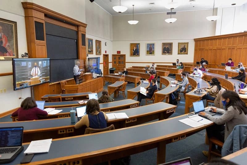 Early Big Law Hiring Sparks Student Backlash Over Pressure and Disruption