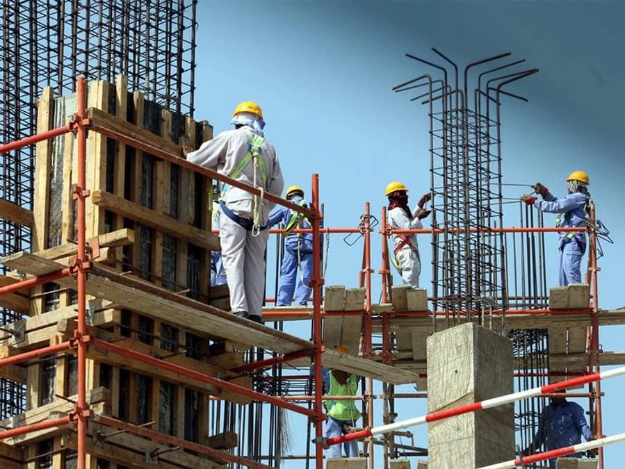 UAE Midday Work Ban Starts June 15, Fines up to Dh50,000 for Violations