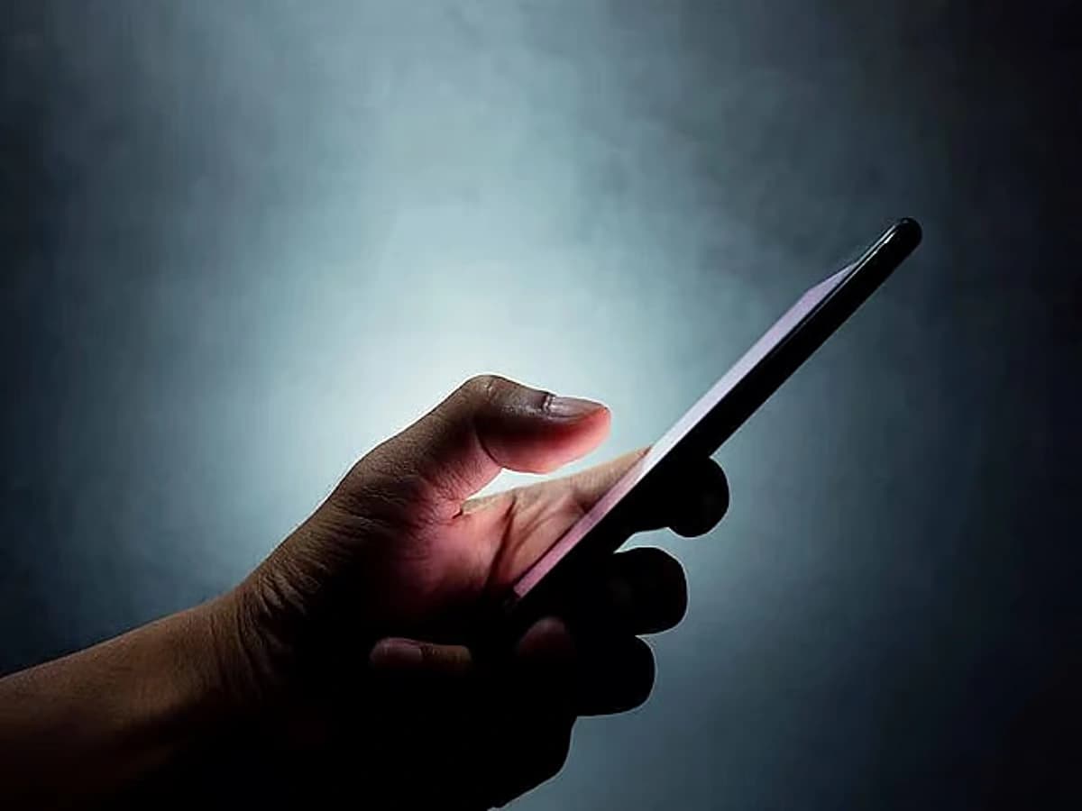 Social Media Influencer Fined Dh81,000 for Defaming Restaurant in Online Video