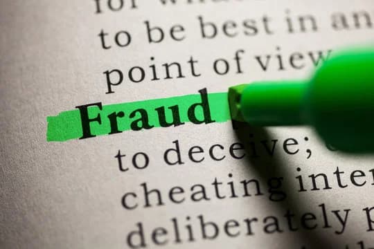Fake Bank Employee Cheats Abu Dhabi Woman of Dh22,092 in Card Scam