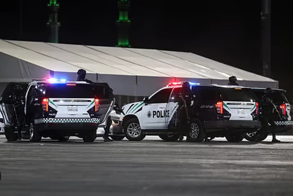 Saudi Warns of SR50,000 Fine, Jail and Deportation for Overstaying Entry Visas