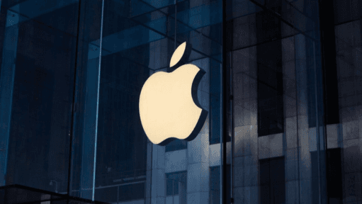 Apple Accused by US Labor Board of Imposing Illegal Workplace Rules