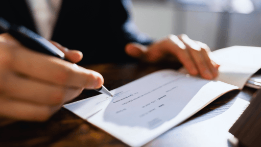 Navigating Cheque Transactions in the UAE: A Comprehensive Guide