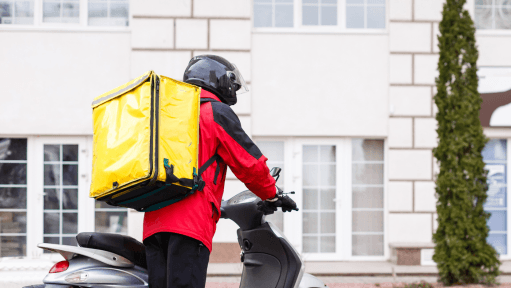 Saudi Arabia Mandates Uniforms for Home Delivery Workers to Enhance Safety
